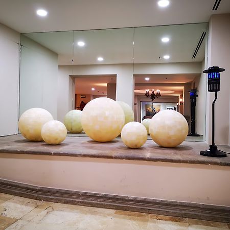 Holiday Inn Reynosa Zona Dorada Eksteriør bilde