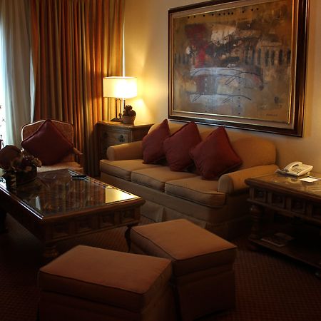 Holiday Inn Reynosa Zona Dorada Eksteriør bilde