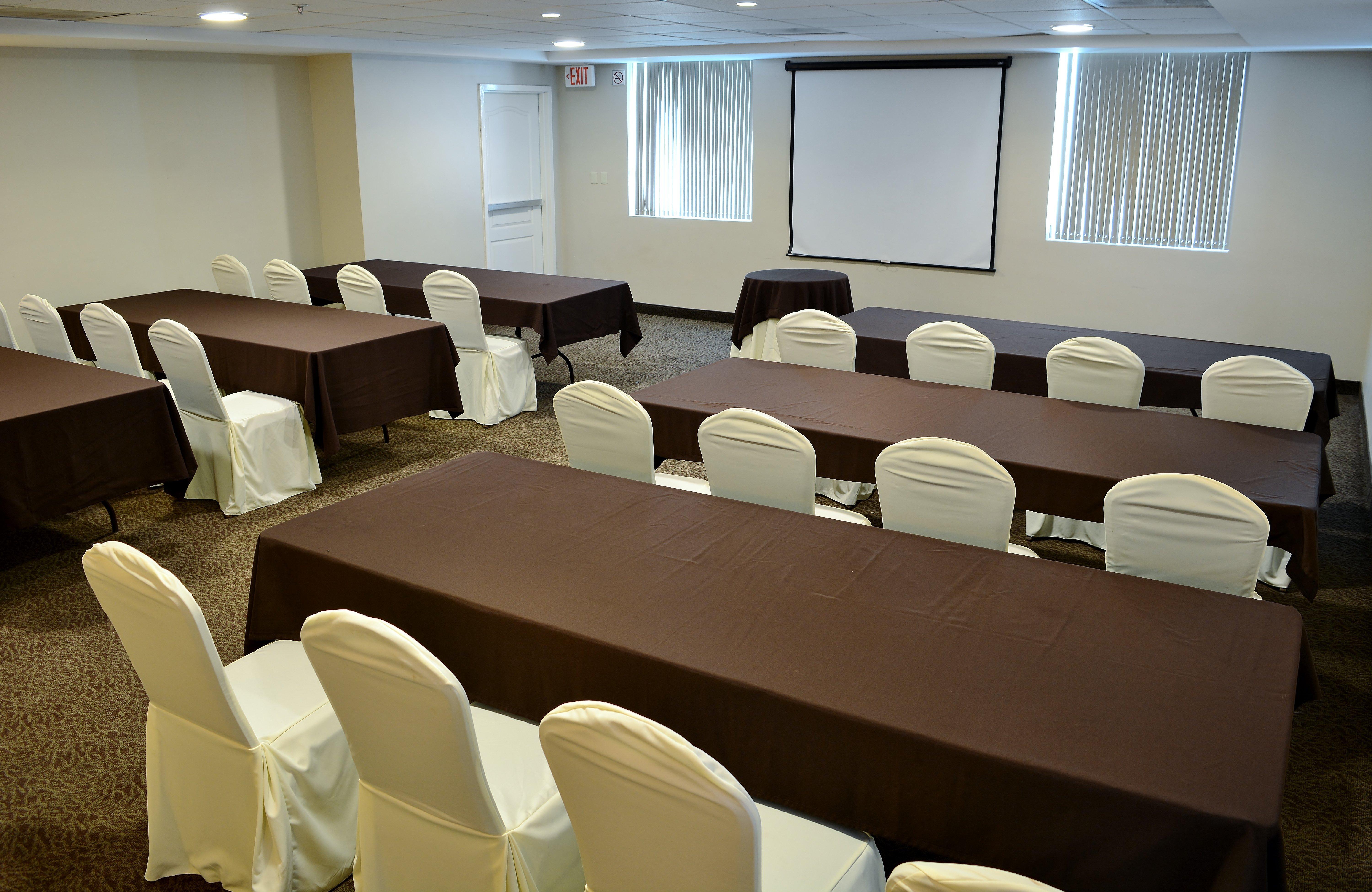 Holiday Inn Reynosa Zona Dorada Eksteriør bilde